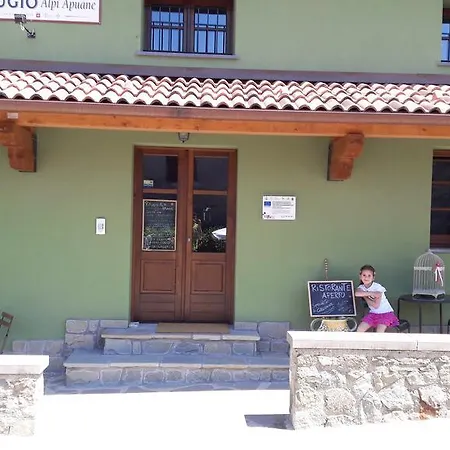 Rifugio Alpi Apuane Guest house